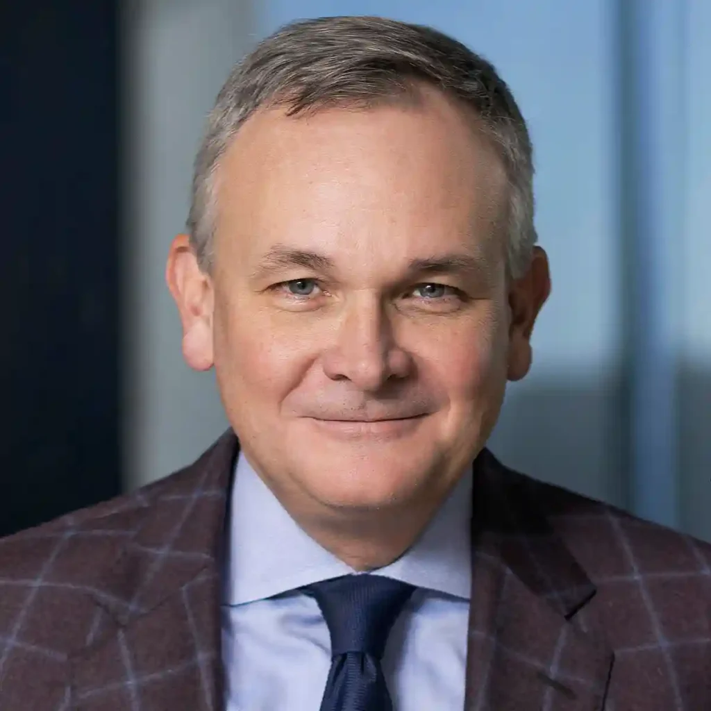 الرئيس التنفيذي ديفين ماغرانهان (Devin McGranahan)